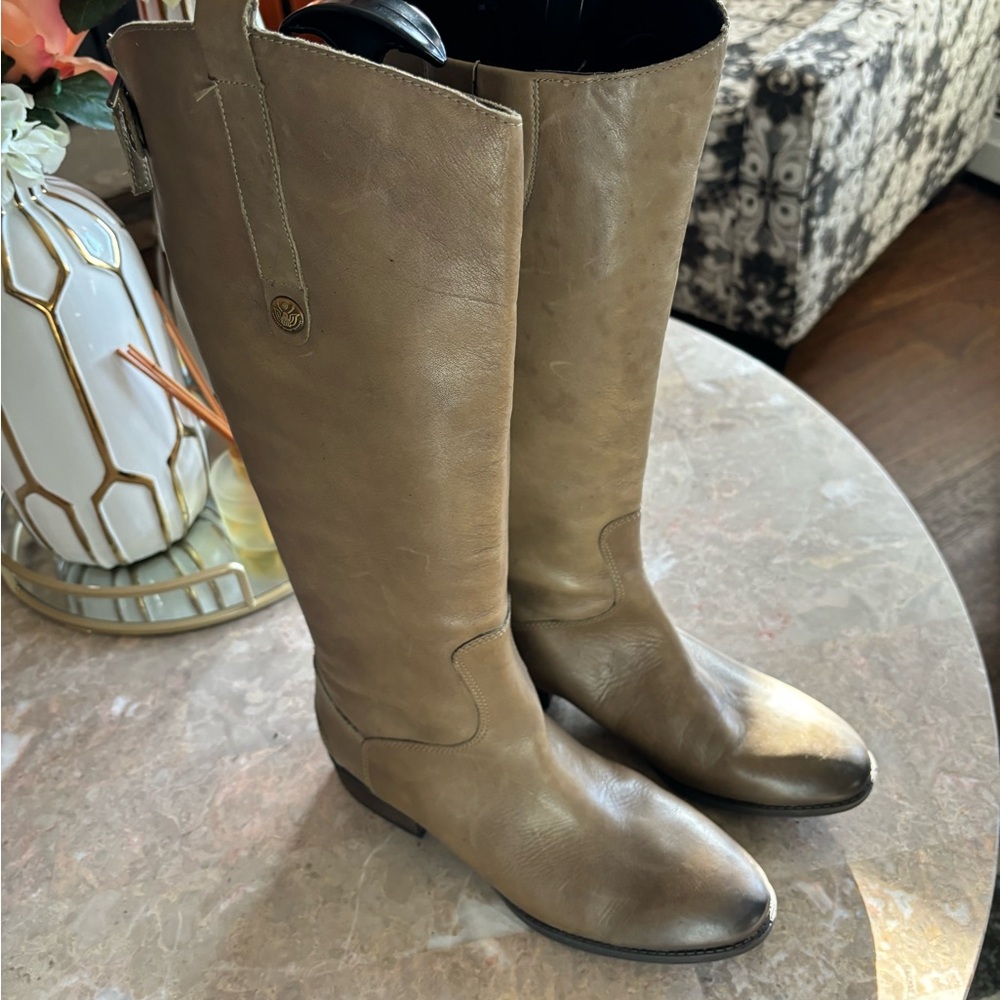 Sam Edelman boots 8.5
